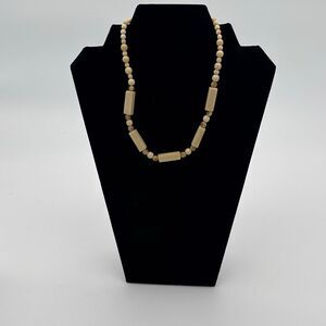 Vintage 1950s Carved Bone Necklace 16” Mid Century Ivory Tone Collar Screw Clasp